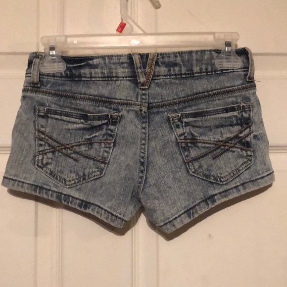 Shorts - Picture 2 of 2